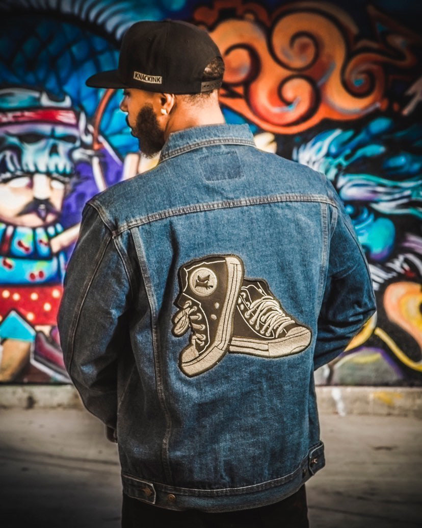 “KEEPING IT LA”